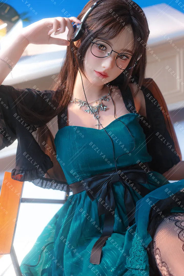 168cm (5ft6) A-Cup Lightweight Silicone Sex Doll ChengZi, ROS Head